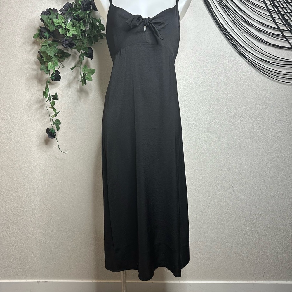 Express Black Garment